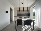 Pronájem bytu 2+kk 50 m2, Hajany, cena 23000 CZK / objekt / měsíc, nabízí 