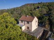 Prodej podílu 4/6 rodinného domu 262 m2, pozemek 3210m2, Želešice, cena 11372000 CZK / objekt, nabízí LUX Real s.r.o.