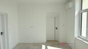 Pronájem kanceláře / provozovny, 17 m2, Palackého, Podivín, cena 5000 CZK / objekt / měsíc, nabízí JihoMoravská Realitní kancelář s.r.o.