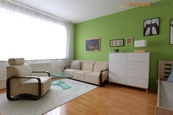 Prodej bytu 1+kk se zasklenou lodžií a sklepní komorou, Olomouc - Nové Sady, ul. Rooseveltova., cena 4650000 CZK / objekt, nabízí 