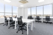 Soukromé kancelářské prostory pro 5 osobu v Regus D1 Ricany, cena 38090 CZK / objekt / měsíc, nabízí IWG Management (Czech Republic) s.r.o.