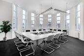 Soukromé kancelářské prostory pro 4 osobu v Regus D1 Ricany, cena 20690 CZK / objekt / měsíc, nabízí IWG Management (Czech Republic) s.r.o.