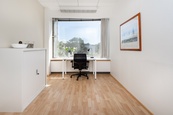 Soukromé kancelářské prostory pro 3 osobu v Regus D1 Ricany, cena 17790 CZK / objekt / měsíc, nabízí IWG Management (Czech Republic) s.r.o.