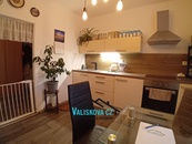 Prodej bytu 2+1 parkováním a lodžií 57 m2, Zborovice, cena 3200000 CZK / objekt, nabízí Valiskova.cz - osobní průvodce realitami