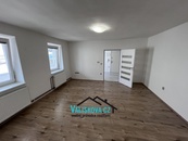 Pronájem bytu 1+kk 40 m2, Kroměříž, cena 13500 CZK / objekt / měsíc, nabízí 