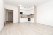 Nabízíme pronájem novostavby zděného bytu 2+kk s lodžií a parkovacím stáním, Hlubočepy, cena 25000 CZK / objekt / měsíc, nabízí 