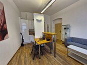 Pronájem prostor v přízemí, Masarykova ulice, cena 10500 CZK / objekt / měsíc, nabízí 