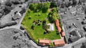 Prodej dvou RD se zahradou, garáží a bazénem, Veneřice Loučky, cena 11800000 CZK / objekt, nabízí 