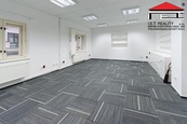 Reprezentativní kancelář 79 m2, s vlastním zázemím, cena 27650 CZK / objekt / měsíc, nabízí 