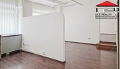 Pronájem kanceláře na Václavském Náměstí 64 m2, Praha - Nové Město, cena 24120 CZK / objekt / měsíc, nabízí I.E.T. Reality s.r.o. Praha