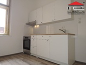 Pronájem pěkného bytu 3+1, 82m2, Praha 5 Smíchov, cena 26500 CZK / objekt / měsíc, nabízí I.E.T. Reality s.r.o. Praha