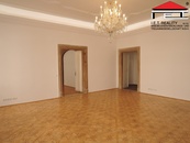 Pronájem luxusních kanceláří, 114 m2 Praha 1 - Staré Město, cena 45000 CZK / objekt / měsíc, nabízí I.E.T. Reality s.r.o. Praha