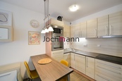 Pronájem bytu 1+kk 35 m2, Hluboká nad Vltavou, cena 11500 CZK / objekt / měsíc, nabízí 