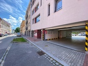 Pronájem, Parkovací stání, 16m2 - České Budějovice 3, cena 1000 CZK / objekt / měsíc, nabízí Jochmann reality
