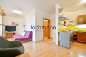 Pronájem bytu 1+kk 36 m2, cena 11000 CZK / objekt / měsíc, nabízí Jochmann reality