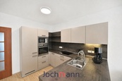 Pronájem, byt 2+kk s balkonem, 64m2 - České Budějovice 3, cena 18000 CZK / objekt / měsíc, nabízí 
