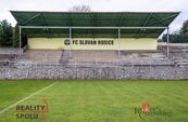 Unikátní příležitost - Fotbalový areál v Rosicích u Brna, cena cena v RK, nabízí 