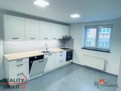 Pronájem, byty/2+1, 63 m2, Husova 869/14, 41002 Lovosice, Litoměřice [ID 74833], cena 15000 CZK / objekt / měsíc, nabízí 