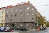 Prodej bytu 1+kk po rekonstrukci Praha 10, Strašnice, ul. Za Poštou 30,9 m pohodlí, cihlový dům, sk, cena 5500000 CZK / objekt, nabízí