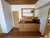Pronájem plně zařízeného bytu Opava, ul. třída Spojenců, cena 10000 CZK / objekt / měsíc, nabízí