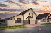 Moderní novostavba domu 5+kk, Poděbrady - Choťánky o celkové ploše 158m2 s garáží a pozemkem o výměř, cena 12990000 CZK / objekt, nabízí 