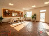 Pronájem, komerční/obchodní prostory, 99 m2, Masarykova 432/26, 26801 Hořovice, Beroun [ID 79942], cena cena v RK, nabízí Realityspolu