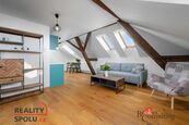 Prostorný podkrovní byt 2+kk včetně vybavení v centru Jablonného v Podještědí, cena 3690000 CZK / objekt, nabízí Realityspolu