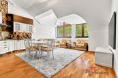 Panoramatický byt s charakterem v srdci Karlových Varů, cena 14490000 CZK / objekt, nabízí 