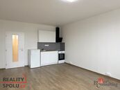Pronájem, byty/1+kk, 32 m2, Kateřinky 1516/37, 74705 Opava (nečleněná část města) [ID 82086], cena 9000 CZK / objekt / měsíc, nabízí 