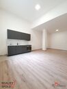 Pronájem bytu 1+KK, Hlučín, Mírové náměstí, cena 10900 CZK / objekt / měsíc, nabízí 