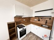 Pronájem bytu 1+1, 41,39 m, 4. patro s výtahem, Bardějovská Česká Lípa, cena 11000 CZK / objekt / měsíc, nabízí 