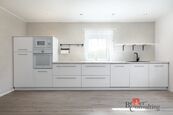 Prodej bytu 2+kk, 56 m, Krnov Pod Cvilínem, klidná lokalita plná zeleně, cena 2499000 CZK / objekt, nabízí 