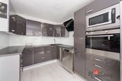byt 3+1 družstěvní, Trhanovské nám. 1018/11, 102 00, Praha 10-Hostivař, cena 9990000 CZK / objekt, nabízí 