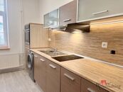 Pronájem útulného a zrekonstruovaného bytu 1+1 (37 m), Opava Předměstí, cena 10500 CZK / objekt / měsíc, nabízí 