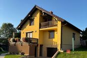 Výjimečný rodinný dům po kompletní rekonstrukci s bazénem, dvěma garážemi a krásným zázemím, cena 15990000 CZK / objekt, nabízí 
