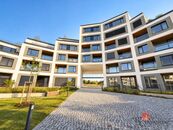 Pronájem 2+kk 50m2 + Lodžie + garáž + sklep 9m2 ul. Dostalové Barrandov, cena 29000 CZK / objekt / měsíc, nabízí Realityspolu