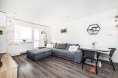 byt 2+1 (53 m) se 3 lodžiemi a panoramatickým výhledem, cena 6400000 CZK / objekt, nabízí 