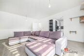 Podkrovní byt 67 m s klimatizací, balkonem a parkováním Nehvizdy, cena 26500 CZK / objekt / měsíc, nabízí 