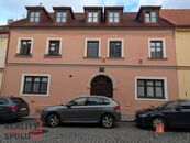 Pronájem bytu 3+kk s balkónem v rodinném domě v Klatovech, ul. Vančurova, cena 15000 CZK / objekt / měsíc, nabízí 