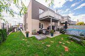 Prostorný 4+kk, 81 m se zahradou 125 m a 2 parkovacími stáními., cena 7190000 CZK / objekt, nabízí 
