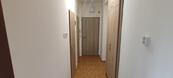 Pronájem pěkného bytu 2+1 s balkonem v centru Chebu, Kasární náměstí, cena 10500 CZK / objekt / měsíc, nabízí 
