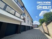 Pronájem, garáž, Holice, cena 1800 CZK / objekt / měsíc, nabízí Stavitelství Kašpar reality s.r.o.