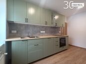 Pronájem bytu 2+1 Vsetín, cena 13500 CZK / objekt / měsíc, nabízí 