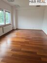 Pronájem kanceláře Zlín, cena 6500 CZK / objekt / měsíc, nabízí 
