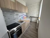 Byt 1+1 v osobním vlastnictví cca 38m2 na ulici Třanovského, cena 10000 CZK / objekt / měsíc, nabízí RK Lenka