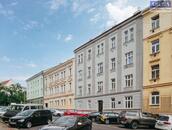 Prodej bytu 2+kk, 45,8 m2, 4. NP, Praha Podolí, cena 5580000 CZK / objekt, nabízí ARCHA realitní kancelář
