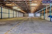 Nájem haly o výměře 850 m2, vjezdná, u Hostomic (Beroun), cena 49 CZK / m2 / měsíc, nabízí