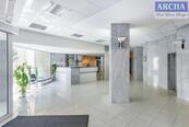 Nájem kanceláří v centru města, výměry 18 m2, 27 m2 a 47 m2, PARDUBICE, cena 200 CZK / m2 / měsíc, nabízí 