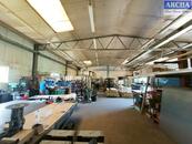 Nájem výrobně-skladové haly 900 m2, kanceláře, zázemí, u Rudné (Praha západ), cena 155 CZK / m2 / měsíc, nabízí 