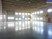 Nájem haly 1.162 m2 + kanceláře 585 m2, zázemí, okraj Prahy 9 , cena 220 CZK / m2 / měsíc, nabízí ARCHA realitní kancelář